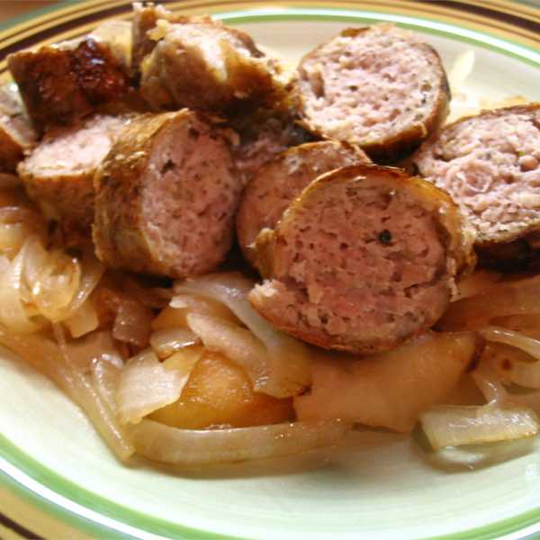 Grilled Sausages with Caramelized Onions and Apples