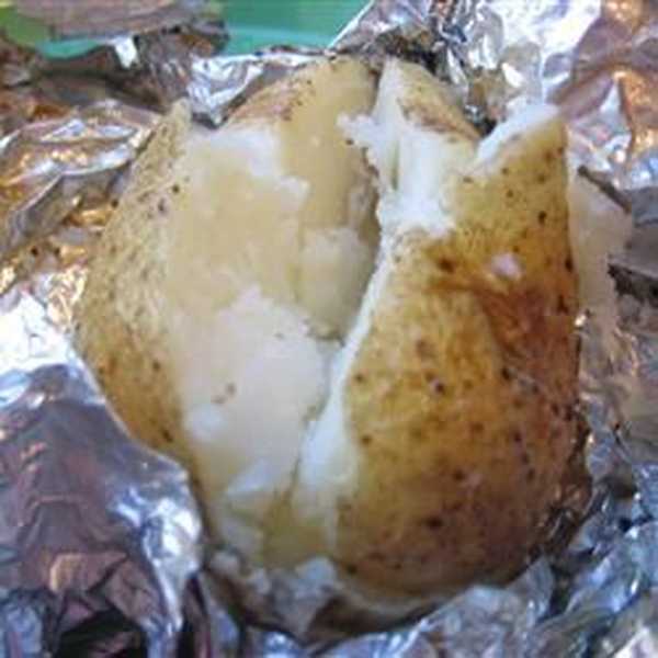 Leslie’s Salty Grilled Potatoes
