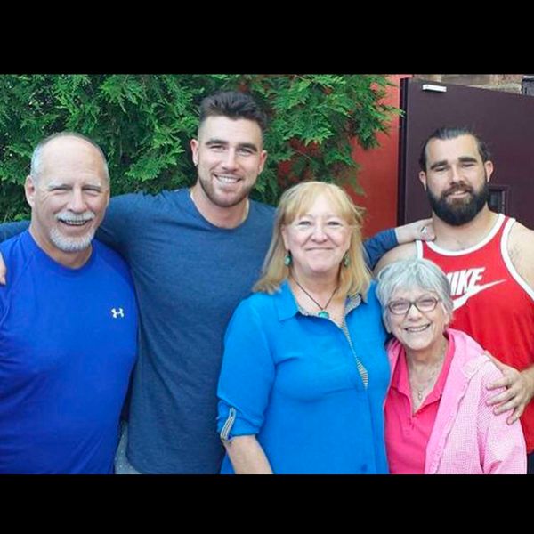 travis kelce family